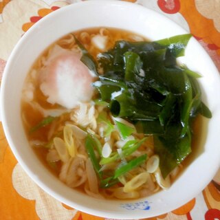 マグカップで！温泉卵ラーメン